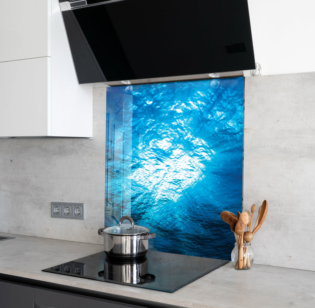 Vibrant Ocean Life Glass Kitchen Backsplash – Underwater Scene-BacksplashArtworks